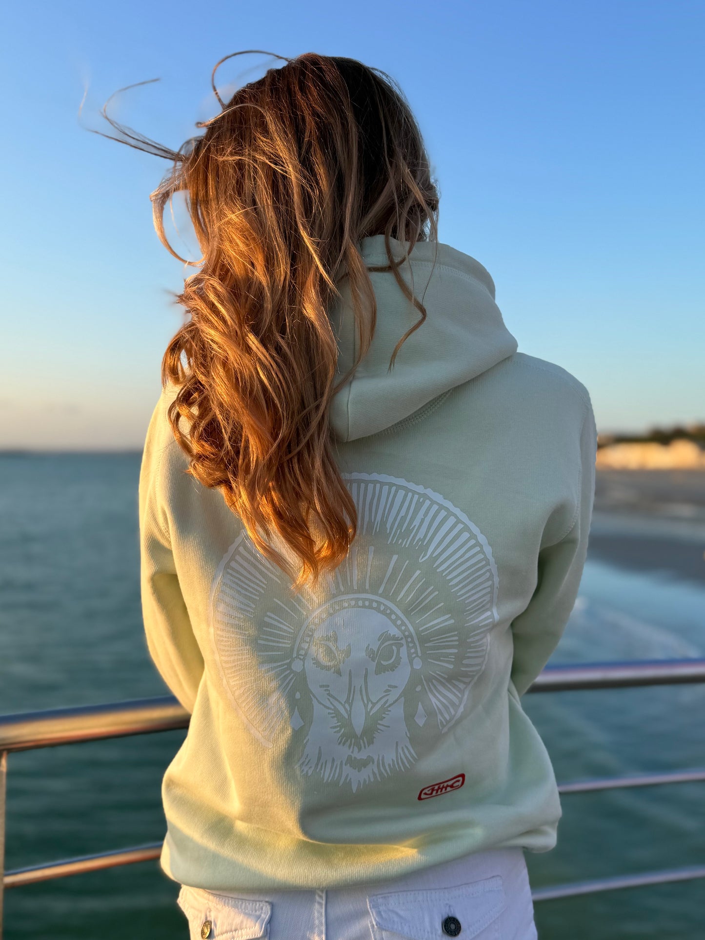 Sweat à capuche "rieuse"
